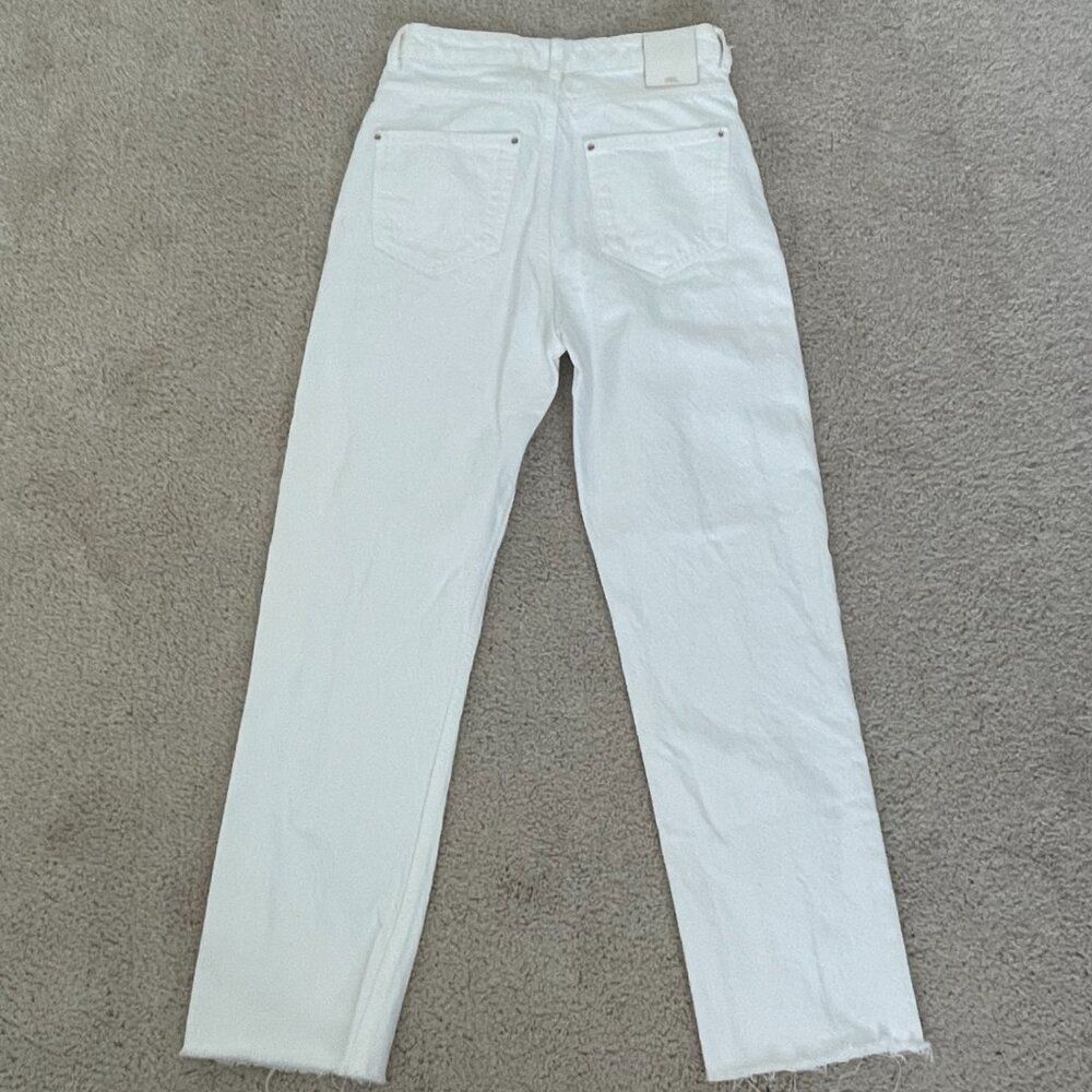 ZARA Straight Leg Jeans Women 2 White Raw Hem Mid Rise Denim Minimalist - Picture 3 of 8